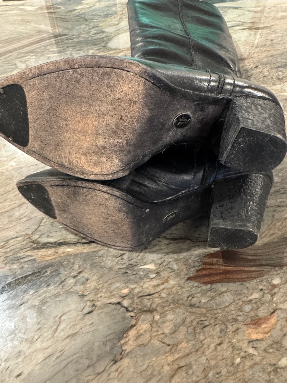 Frye tall black boots - Picture 2 of 3
